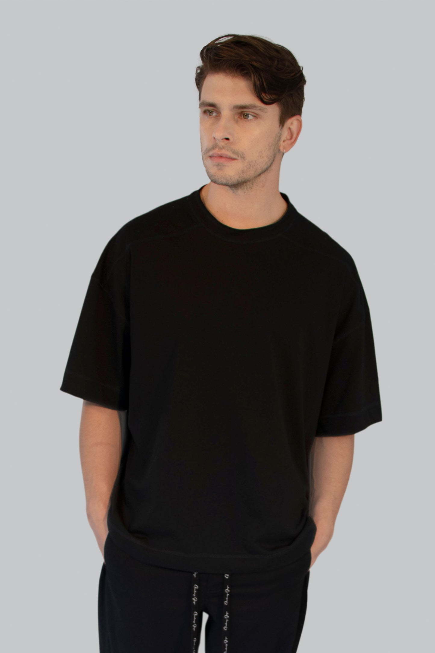 Winter Box Tee Black