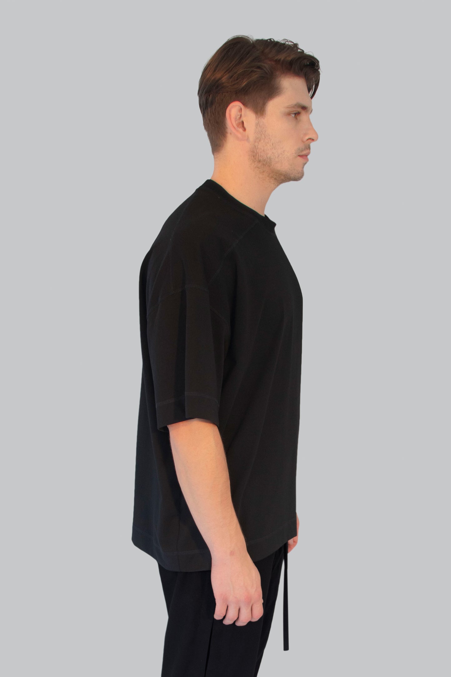 Winter Box Tee Black
