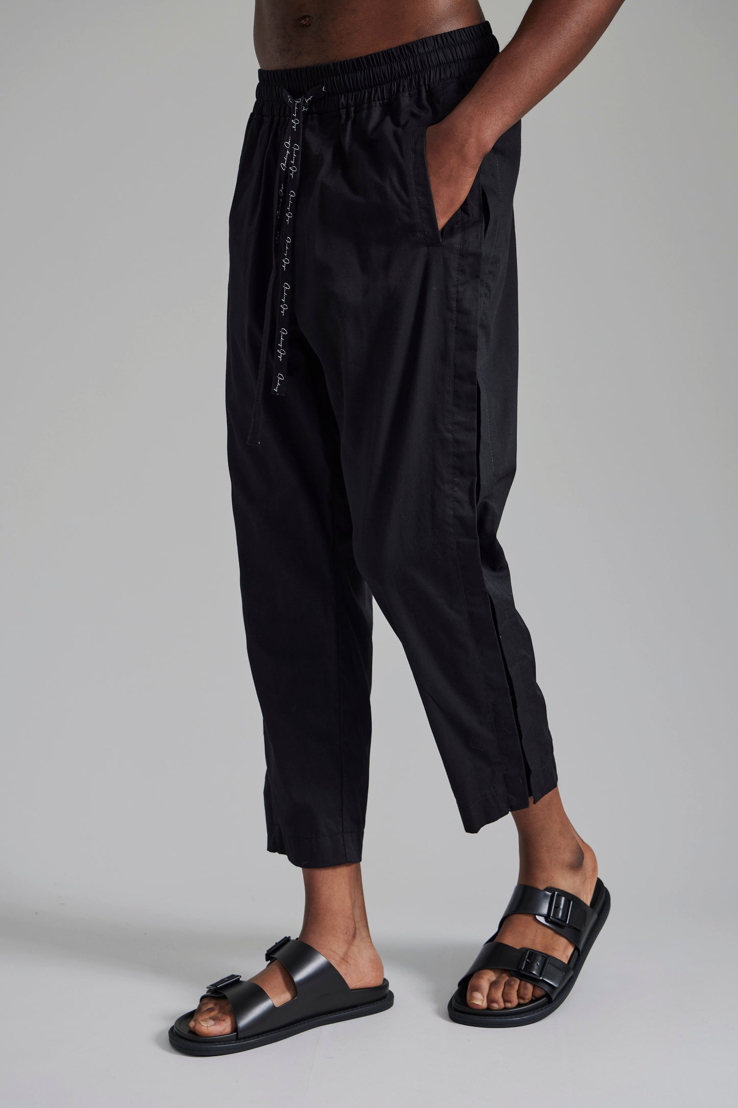 Cotton Pleat Pant